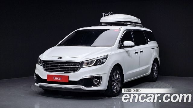 Kia Carnival Gasoline 9-Seater Noblesse