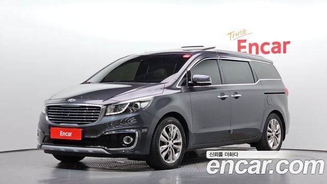 Kia Carnival 9-Seater Noblesse