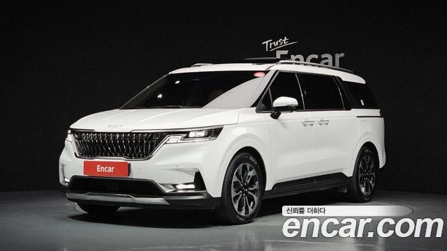 Kia Carnival Gasoline 9-Seater Signature