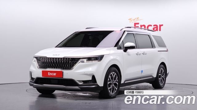 Kia Carnival Diesel 9-Seater Noblesse