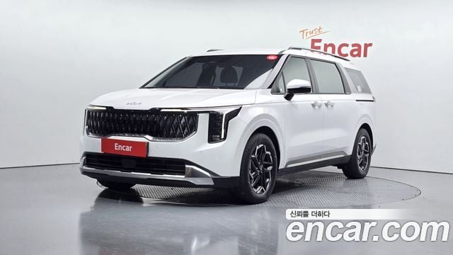 Kia Carnival Diesel 9-Seater Noblesse