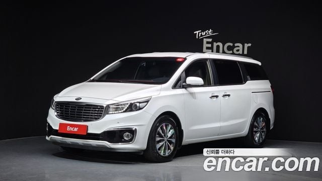 Kia Carnival 9-Sitzer Luxury