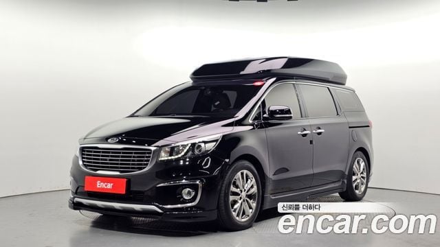 Kia Carnival 9-seater Hi-Limousine