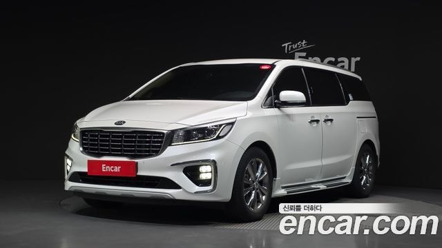 Kia Canival 9-Seater Noblesse