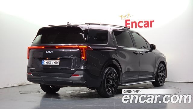 Kia Carnival HEV 9-Sitzer Gravity